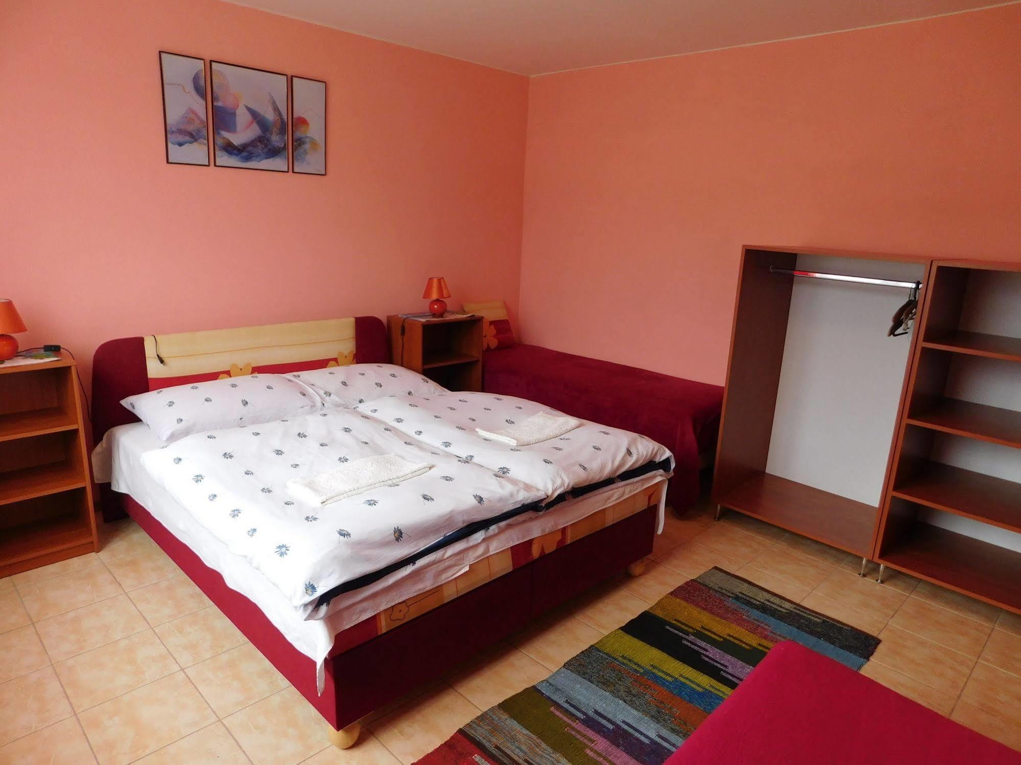 Apartmany Tania Zavazna Poruba Екстер'єр фото