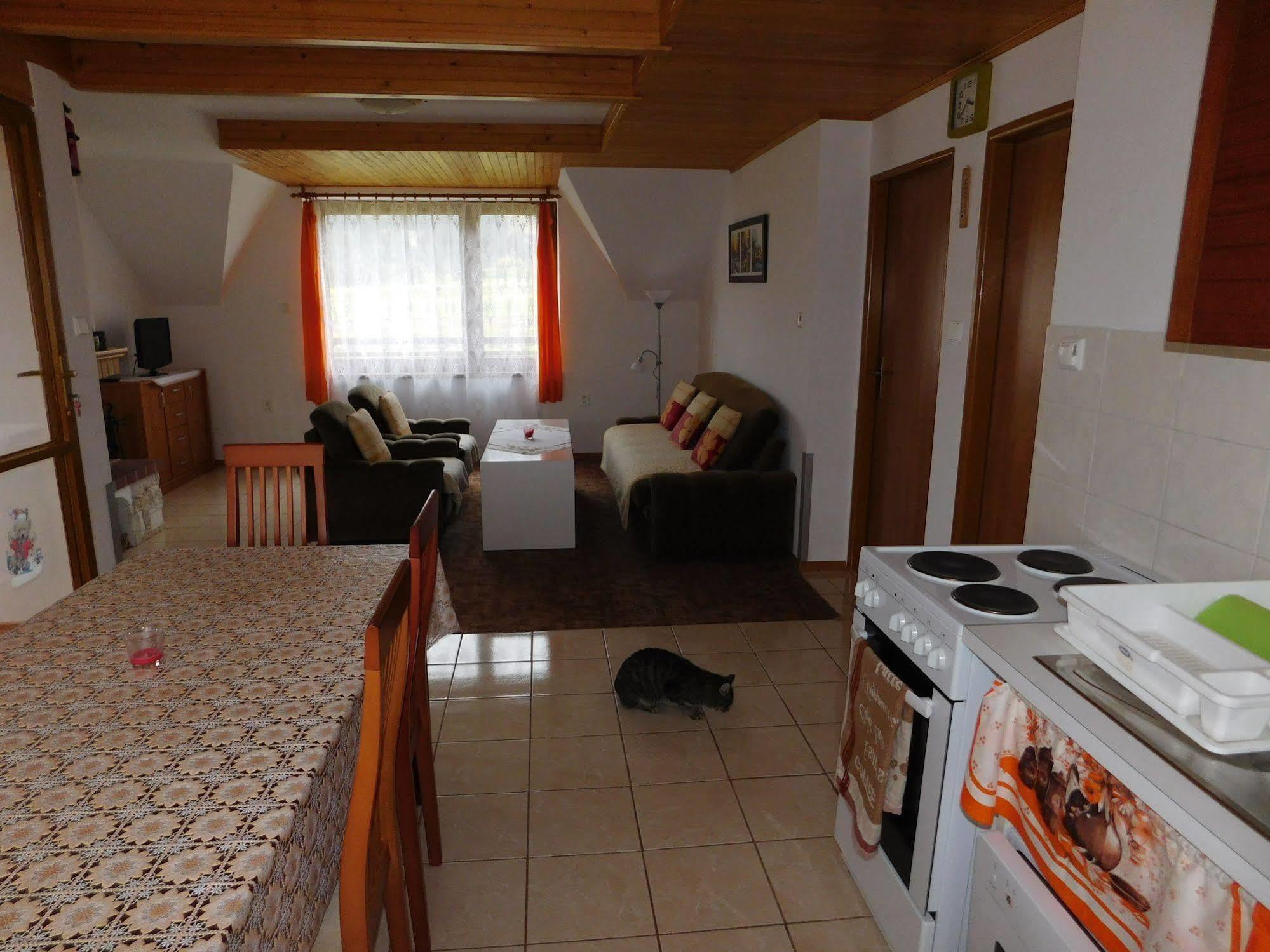 Apartmany Tania Zavazna Poruba Екстер'єр фото